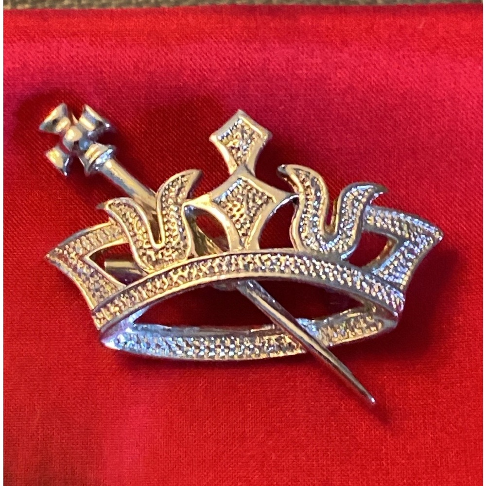 Vintage ORA Crown Sceptre Silvertone Finish Pin Brooch